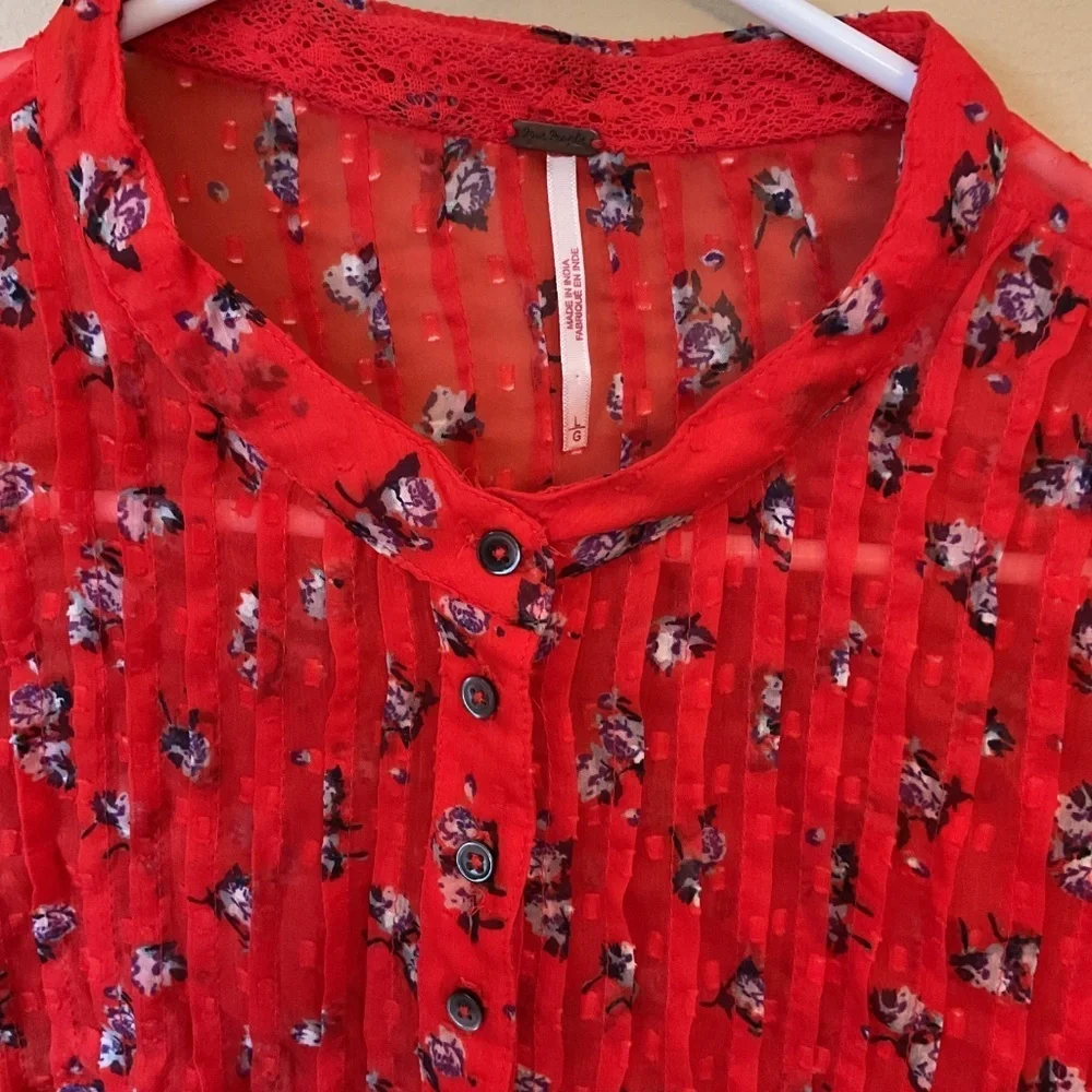 Free People “Flowers of December” Blouse Size Large
